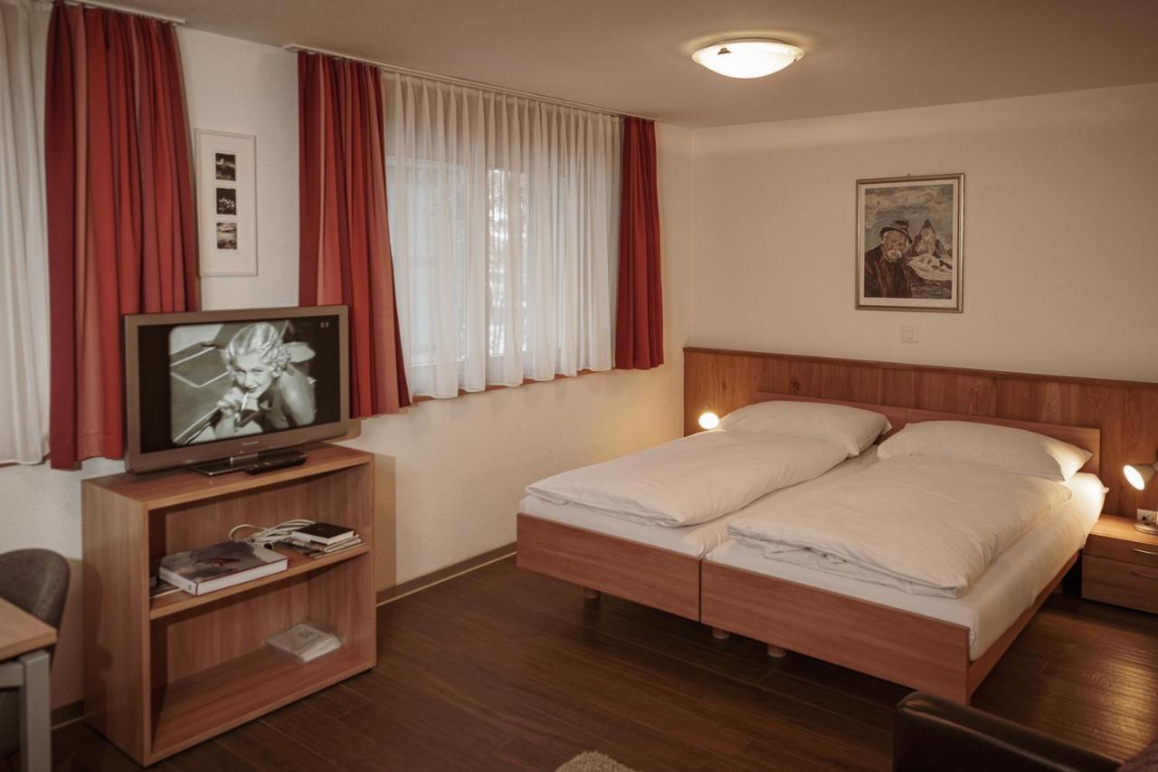 Апартаменты Haus Mischabel Церматт Экстерьер фото